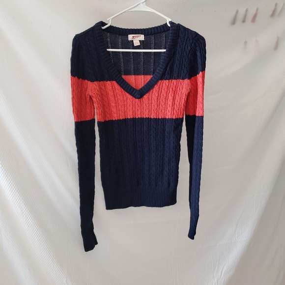 Arizona | Sweater - Picture 3 of 6